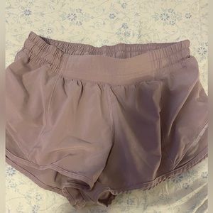 Lululemon shorts (idk the color) size 6 2.5”